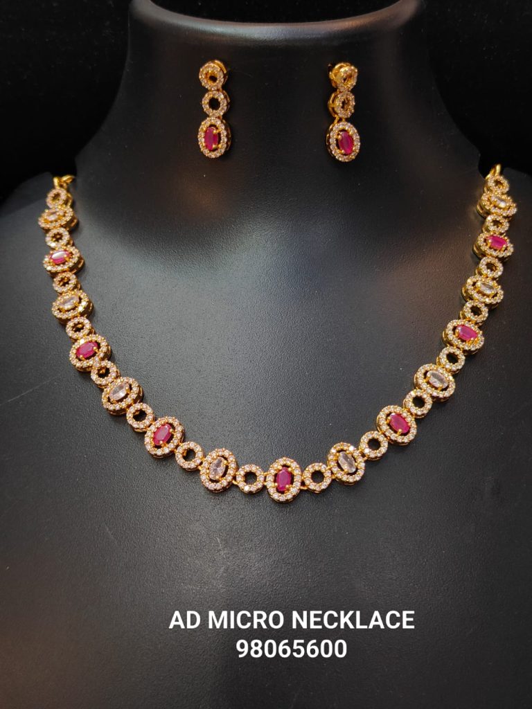 Micro Necklace